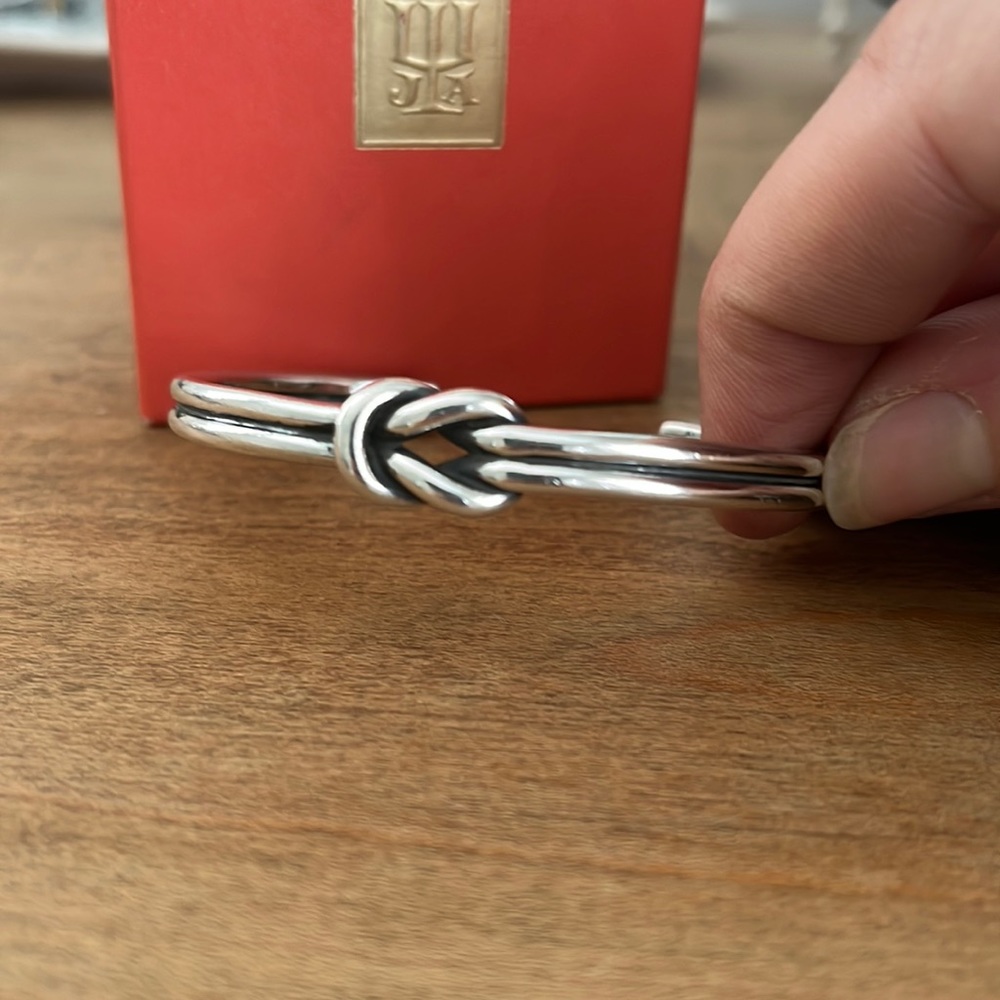 COPY - James Avery Knot Bangle